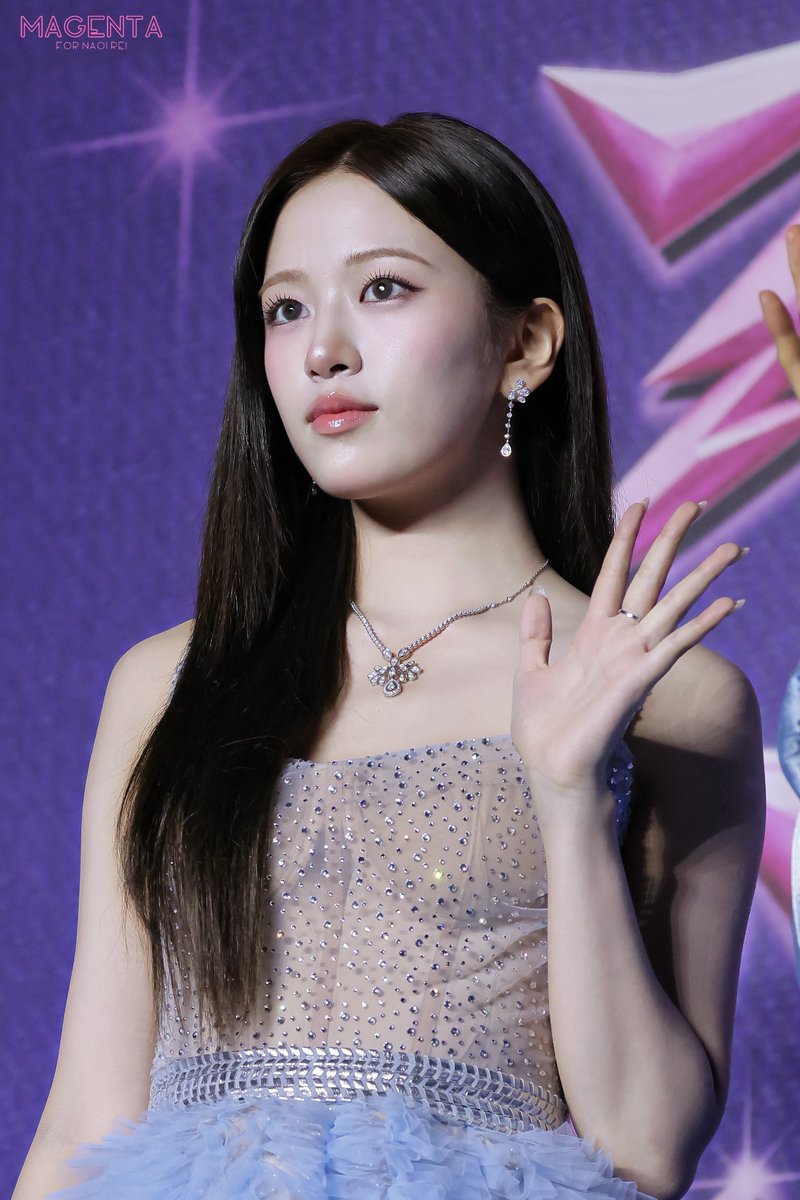 250901 생일 축하해🐶🎂

✨SUNNY DAY YUJIN DAY✨
#AceYujinBornToShine
#유진이를_사랑하는_901가지_이유
#IVE #아이브 #ANYUJIN #안유진