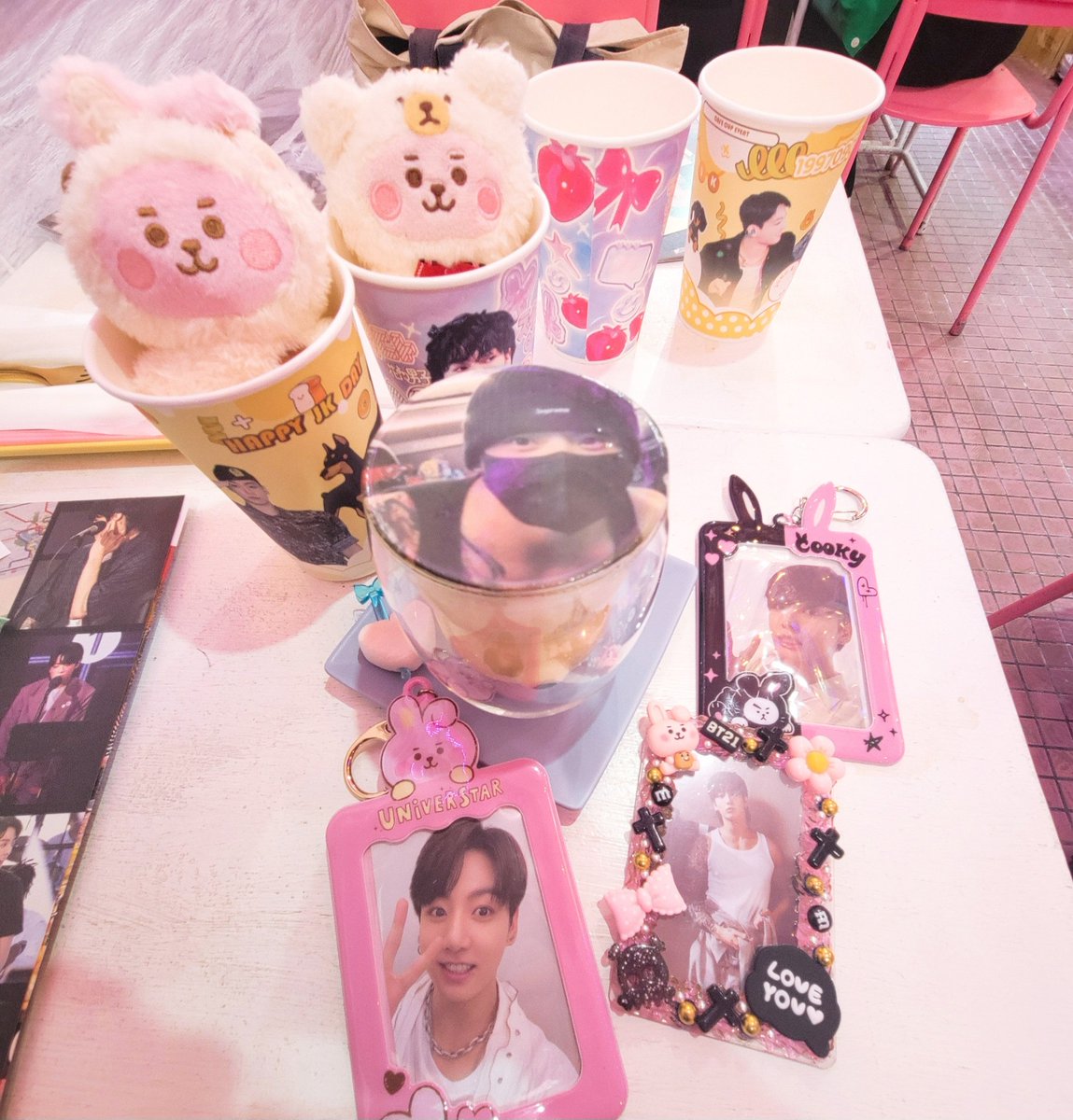 jk97maki's tweet photo. Happy  Birthday
   JUNGKOOK💜
#HAPPJKDAY
#HappyBirthdayJungkook
#ジョングクがいる誕生日の幸福感
#생일축하정국_by_팀비밀번호0901
#정구기는한강을뛰어_아미는생카를뛸게
#구월의시작은정국생일이었슨 https://t.co/AlBRSQAE68