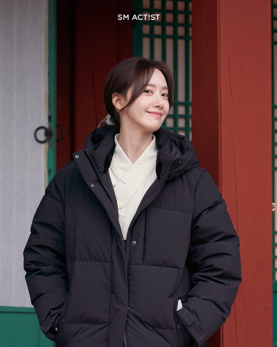 mingyushidae's tweet photo. 📷 Yoona Lim as Chef Jiyoung for tvNʼs Drama “Bon Appetit Your Majesty 폭군의 셰프” from sm_actistʼs Instagram Update. 

#폭군의셰프 #BonAppetitYourMajesty
#YOONA #윤아 #LIMYOONA #임윤아 https://t.co/PMu9yo9ky0