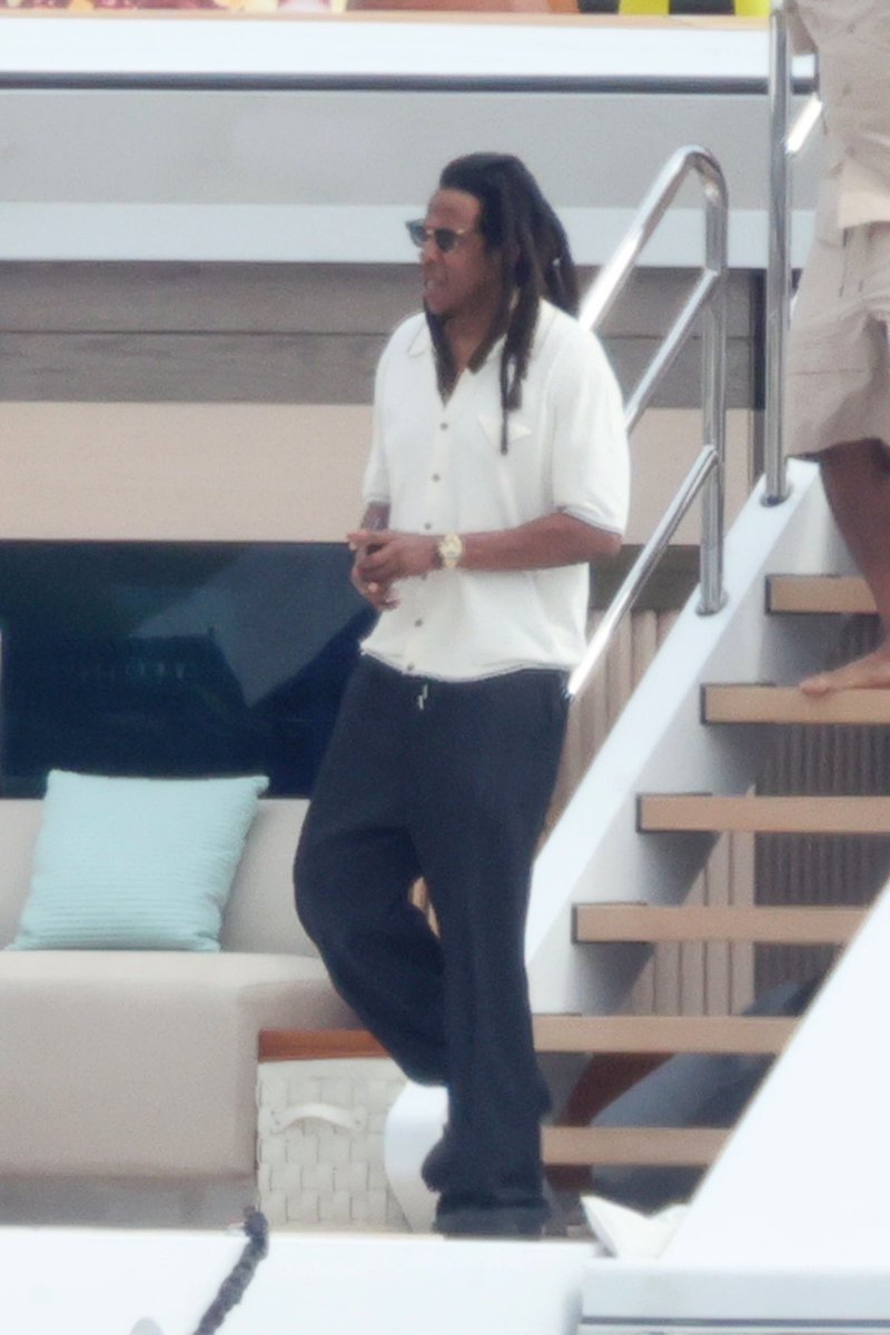 The Beyonce World tweet media