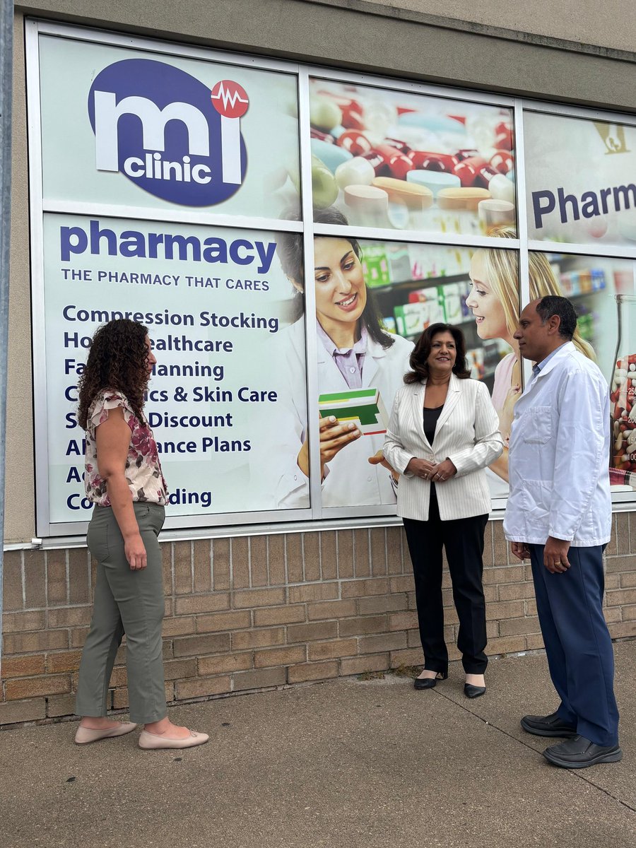 Happy Independent Pharmacy Day! 

As small business owners and healthcare providers, Ontario's 4,000+ independent pharmacists provide safe and convenient care to their communities. 

I was glad to stop by MI Clinic Pharmacy to thank their team for all they do.