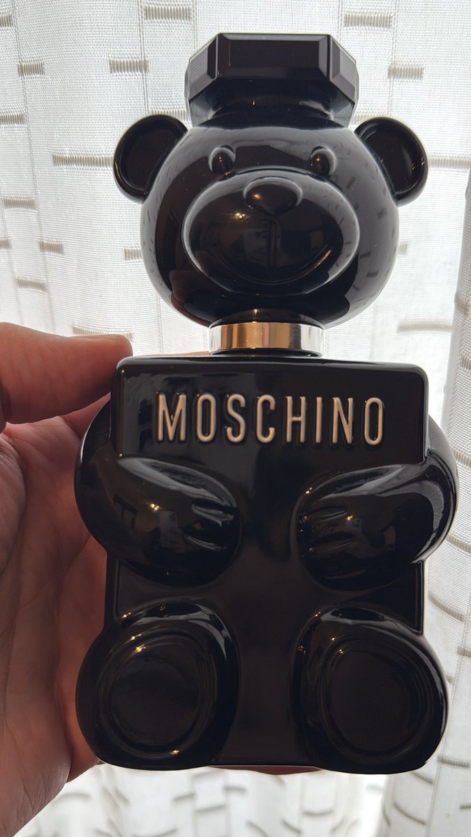 MandJ3's tweet photo. @Argenpoirot Por la cantidad de veces que me preguntaron que perfume tenía puesto … 🤷🏻‍♂️ https://t.co/OoArK6pO4P