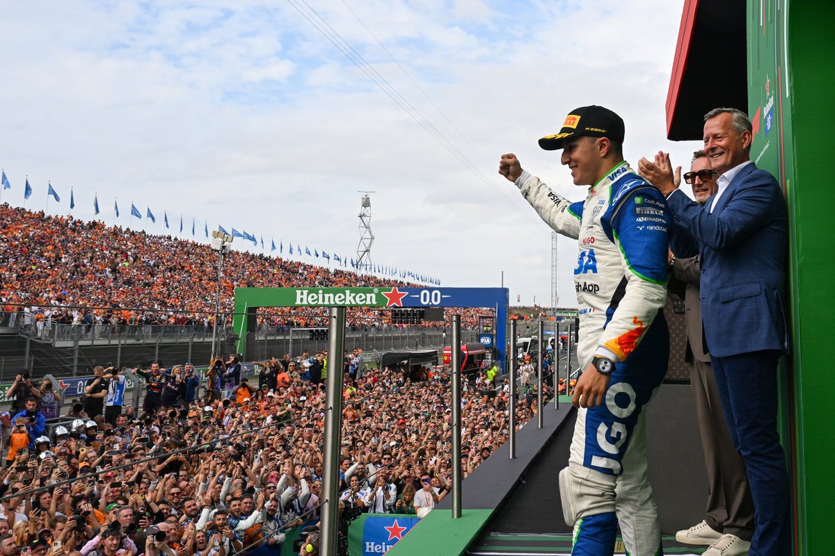 noSteph's tweet image. 