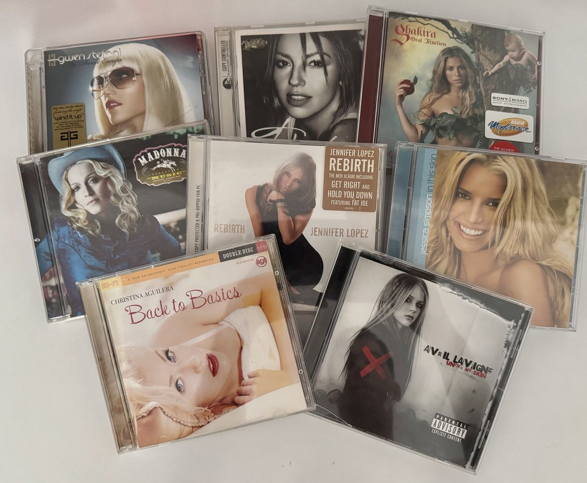 danceteri4's tweet photo. my cd/dvd/vinyl collection

— an ongoing thread 💽 https://t.co/UoHaY8i99Q