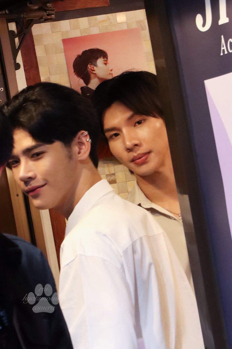 #DoctorsMine #LongArm
#Longlee #ArmChaiyapat
<a href="/LongshiLee7/">LongLee</a> <a href="/Arm_Chaiyapat/">Chaiyapat</a> 
#หมอน่ารักคนนี้เป็นของผม
#タイ茶房