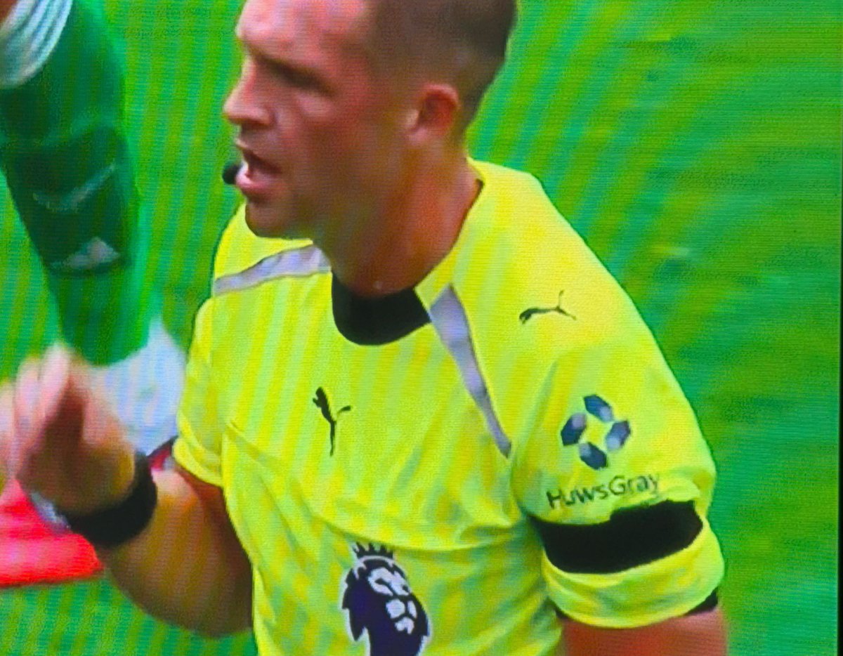 Sundays are for DIY and football!

How are you spending yours? Are you watching the game or tackling a new project? 📺🛠️

#EFL #premierleague #championshipleague #HuwsGray