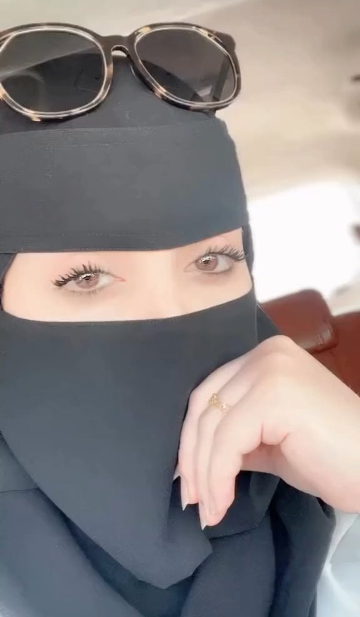 #مساءالخـــــــير 🌹

لو قلت أحبك وش تقول ؟🌹🌹
