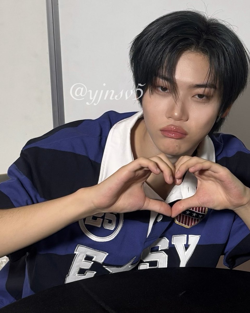 yjnsv5's tweet photo. 250829
とんでもかわいいすぎた>⩊<❣️❣️
#CLOSEYOUREYES #CYE #장여준 #JANGYEOJUN https://t.co/V4ZHbfeKaM