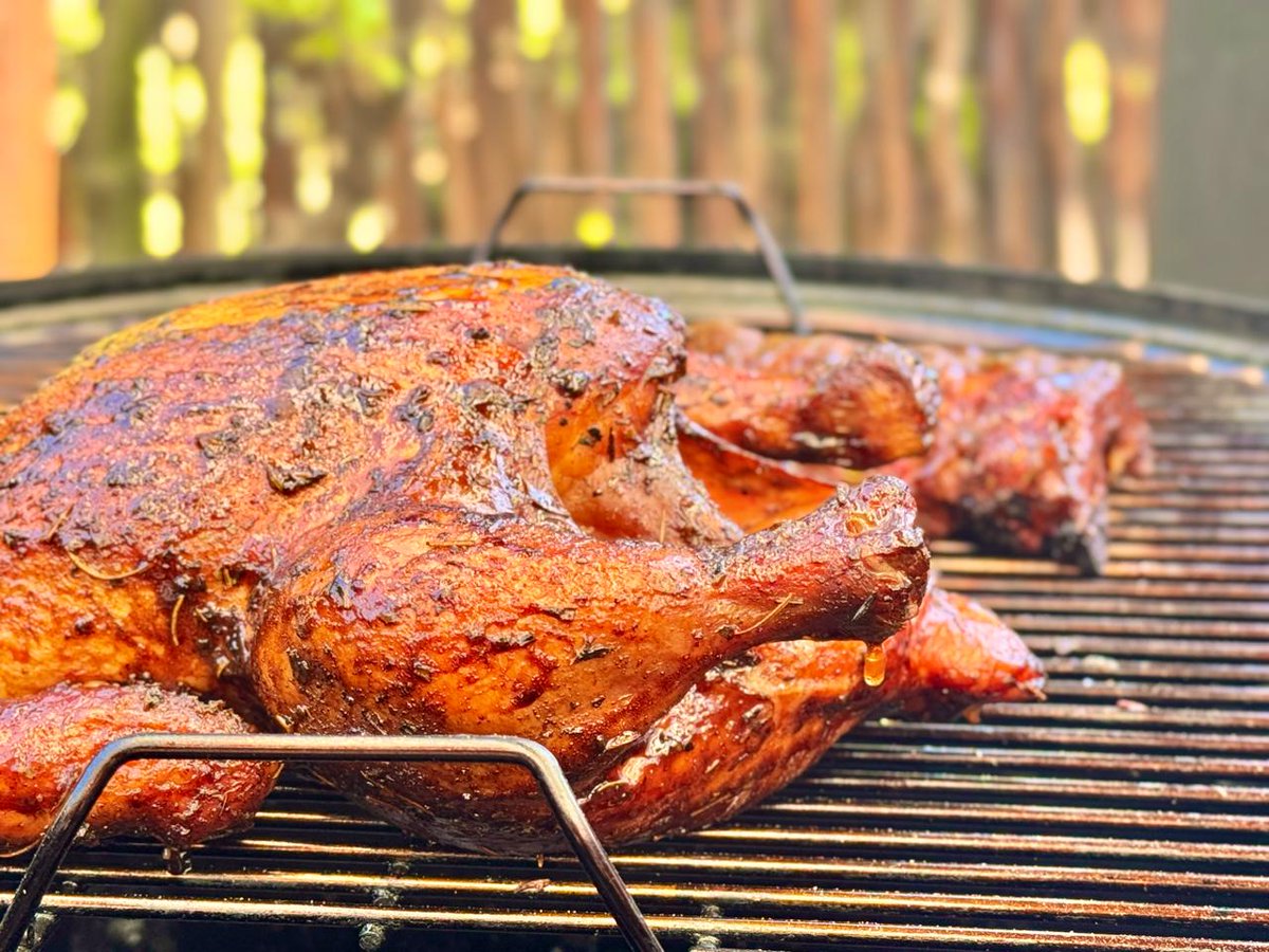 CookingSoulsa's tweet image. The countdown is on! 😁😀  We're prepping the menu for the next @DeliciousFestSA , and a whole lot of deliciousness is on the way. Think amazing chicken and ribs—and that's just the start. 

youtu.be/WjpR0NWK9Hg?si…

#dstvdeliciousfestival #cookingsoulpodcast🎙️ #hospitality