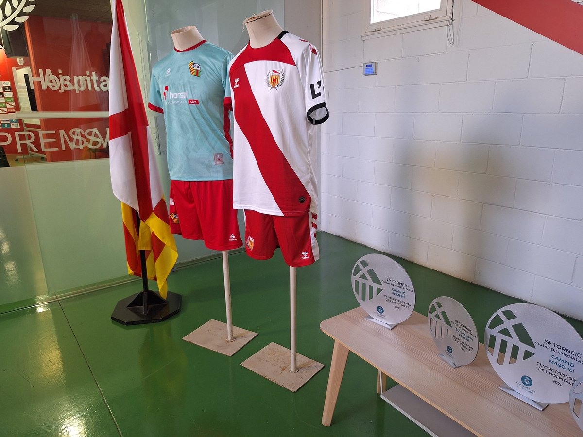 🏆 A punt la final femenina del Torneig Ciutat de L'Hospitalet!

🙌 Molta sort a <a href="/udgornal/">UD Gornal</a> i a <a href="/CELHFemeni/">CE L'Hospitalet Femení</a> 

#TCLH25 #FutbolLH #CentenariLH