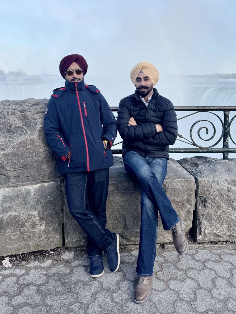 ips_khaira's tweet photo. @SufiSartaaj bai, Happy Birthday to you. 
You’re a universe of knowledge. You’re a source of light, enlightening millions. Words will fail to express how grateful I am. Happy Birthday, once again! 🎂 https://t.co/aYYhpVhVW0