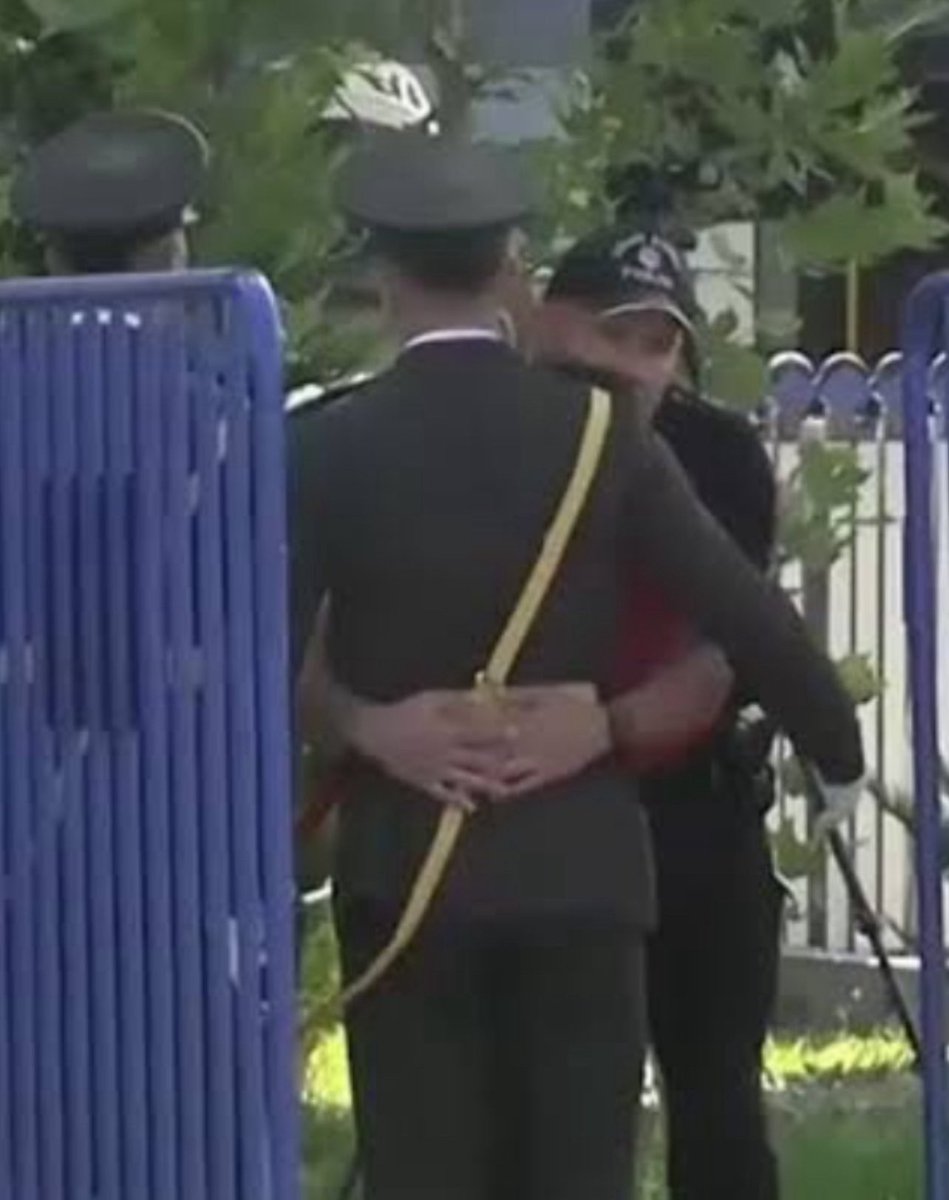 Polisin subaya üst araması yaptığı bir rejim...