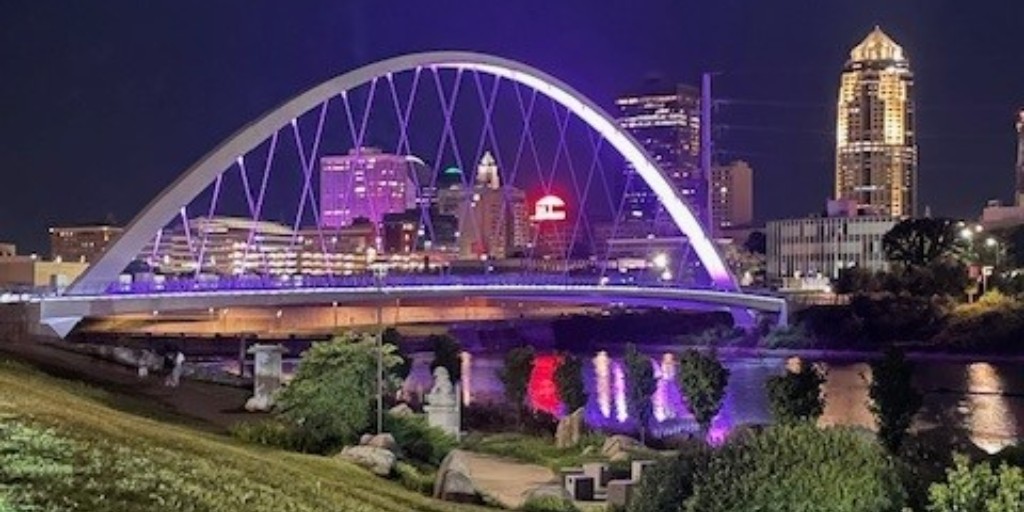 ❓#DYK: The leading cause of death for Americans ages 18-45 is drug overdose.

Learn some of the signs &amp; symptoms of an overdose:
🚨Convulsions
🚨Blue lips or fingers
🚨Severe difficulty/shallow breathing
🚨Unresponsiveness, unconsciousness.

#InternationalOverdoseAwarenessDay