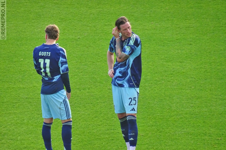 remepro_nl's tweet image. Het fotoverslag van Volendam - Ajax staat online op ajaxfotoside.nl #volaja