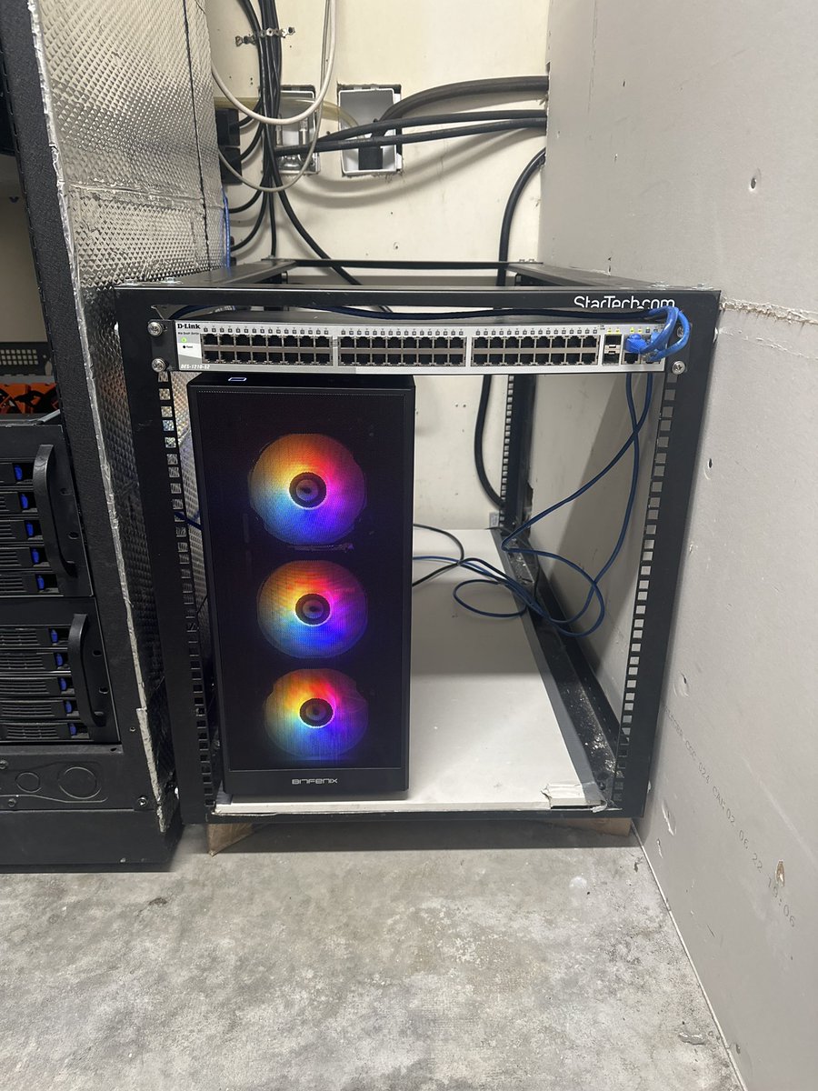 A CustomComputing video on AI rig builds gonna drop soon

<a href="/RedPandaMining/">Red Panda Mining</a> <a href="/MiningRabid/">Rabid Mining</a>