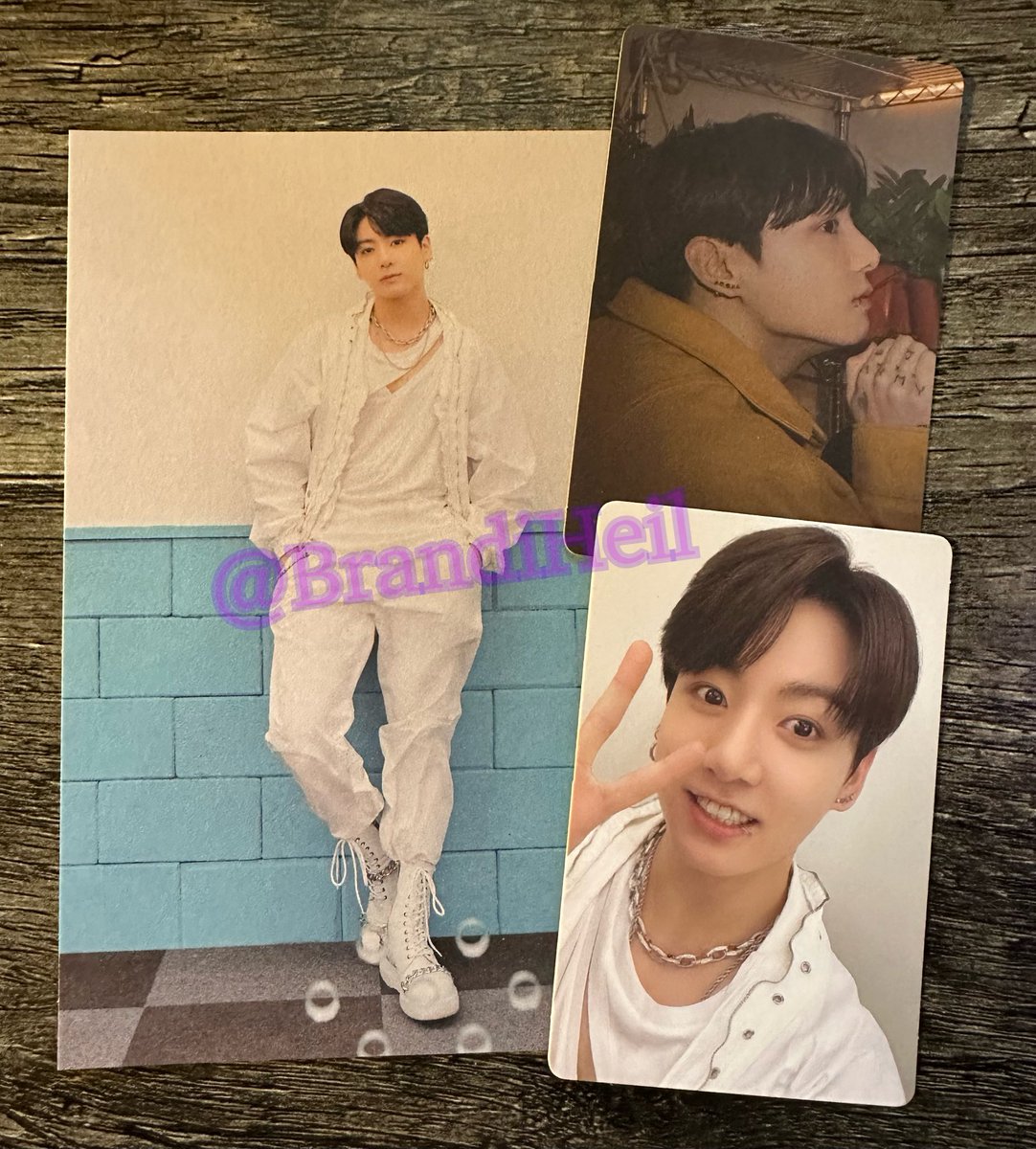 🎁JUNGKOOK BIRTHDAY GA🎁

🎈MBF
🎂RT/Like
🎉1 winner-US/WW
🎊1 entry per person 
🎈Sent by stamped mail
🎂Official PTD Live inclusions 
🎉Post your country &amp; tell Jungkook Happy Birthday 
🎊Ends 9/7

#BTS #BTSGIVEAWAY