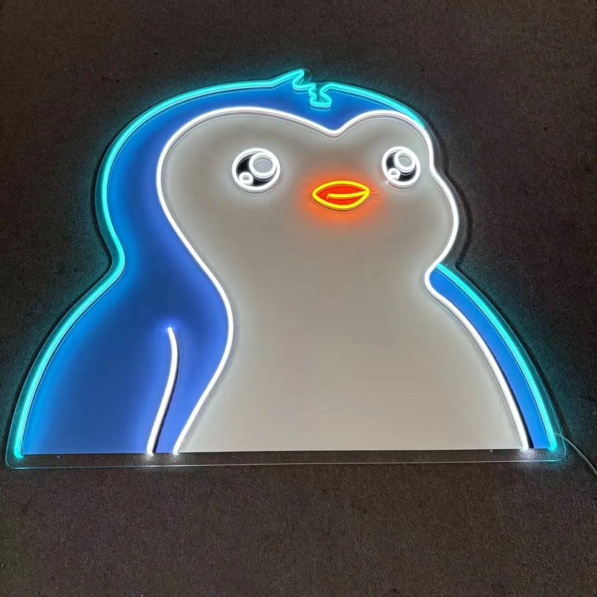N3ON π (@neonapesyc) on Twitter photo If $PENGU hits $0.045 by September 6th I am going to give away one of these massive PENGU neon signs!
This one is 4x6ft and made for <a href="/LucaNetz/">Luca Netz π§β³οΈ</a>.
To qualify:
βοΈ RT this post
2οΈβ£ Tag a friend If $PENGU hits $0.045 by September 6th I am going to give away one of these massive PENGU neon signs!
This one is 4x6ft and made for <a href="/LucaNetz/">Luca Netz π§β³οΈ</a>.
To qualify:
βοΈ RT this post
2οΈβ£ Tag a friend