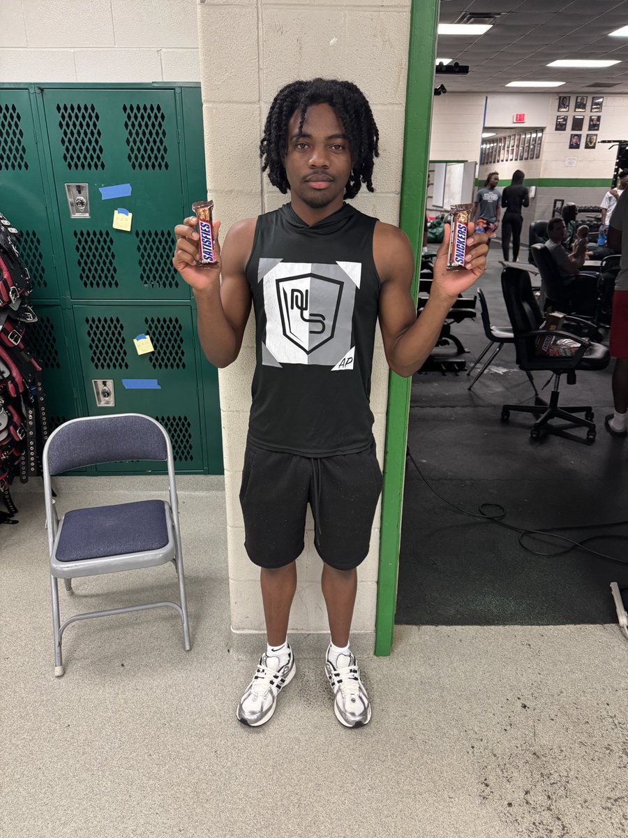 Quentin Spiess (@quentin_spiess) on Twitter photo Our first #GTB3 award goes to <a href="/Zionnnnnnnnn4/">Zion Newton</a> 🥇Zion had a HUGE momentum changing interception in the 2nd quarter for the Canes. He has great short area quickness and the ability to high point the football. He has been a great addition to our team.
<a href="/HightowerFB/">HIGHTOWER FOOTBALL</a>
<a href="/coachanthony46/">Cornelius Anthony</a> Our first #GTB3 award goes to <a href="/Zionnnnnnnnn4/">Zion Newton</a> 🥇Zion had a HUGE momentum changing interception in the 2nd quarter for the Canes. He has great short area quickness and the ability to high point the football. He has been a great addition to our team.
<a href="/HightowerFB/">HIGHTOWER FOOTBALL</a>
<a href="/coachanthony46/">Cornelius Anthony</a>