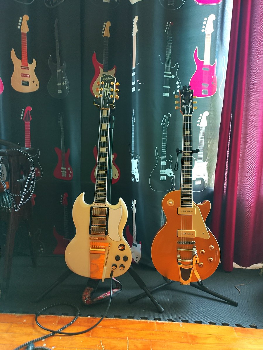 Last two Les Paul's 💝