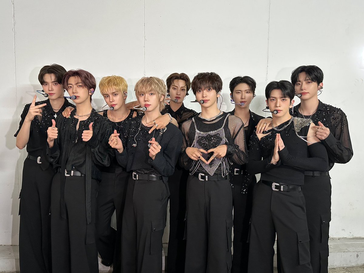 CRAVITY OFFICIAL tweet media