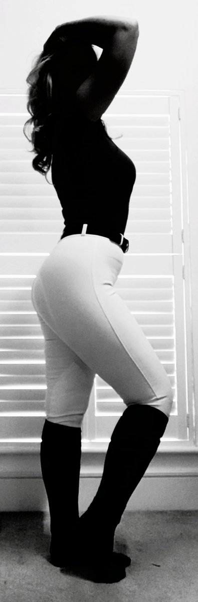 Mistress Tweed tweet media