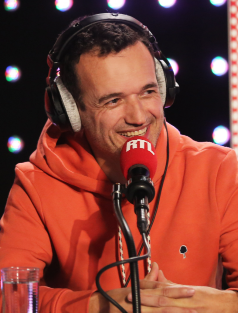 Mediasinfos's tweet image. Demain (Lundi) sur @RTLFrance, @Ruquierofficiel sera entouré de #AdilRami #PaulElKharrat @IsaMergault @joycejonathan @BernardMabille et @FranckFerrand dans #LesGrossesTêtes. @fabienolicard participera également à toute l'émission de 15H30 à 18H. mediasinfosblog.wordpress.com