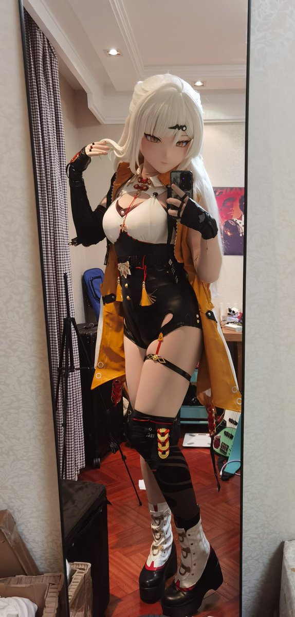 bro想起了账号密码
👺：<a href="/Shushu_kigurumi/">鼠鼠工坊kigurumi</a>
衣服这个难穿🤣