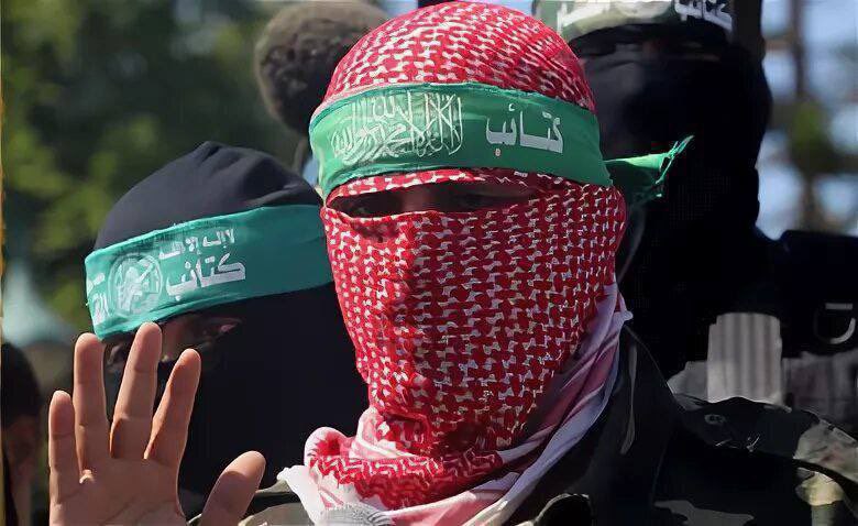qmmq31's tweet image. السلام على أبي عبيدة حيّاً كان أو شهيداً 
#ابو_عبيدة 
#غزه_تقاوم_وستنتصر