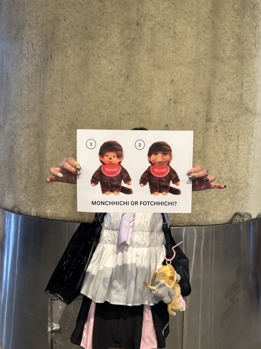 ris 🥭 tweet media