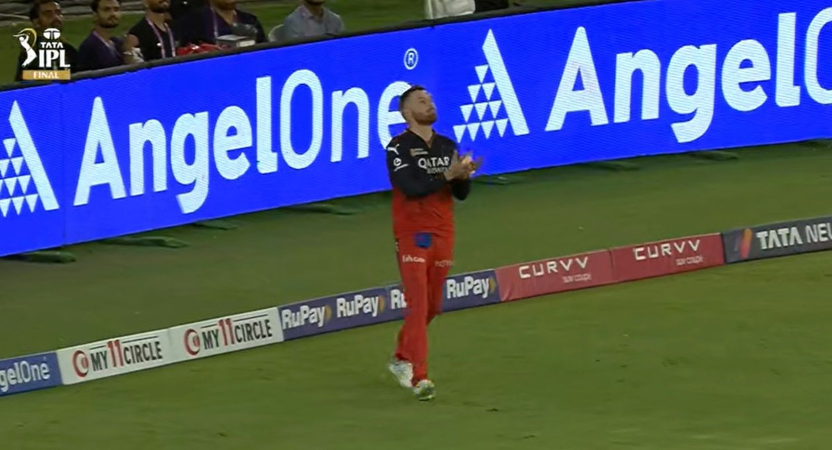 You cannot do that, Phil Salt 🥶