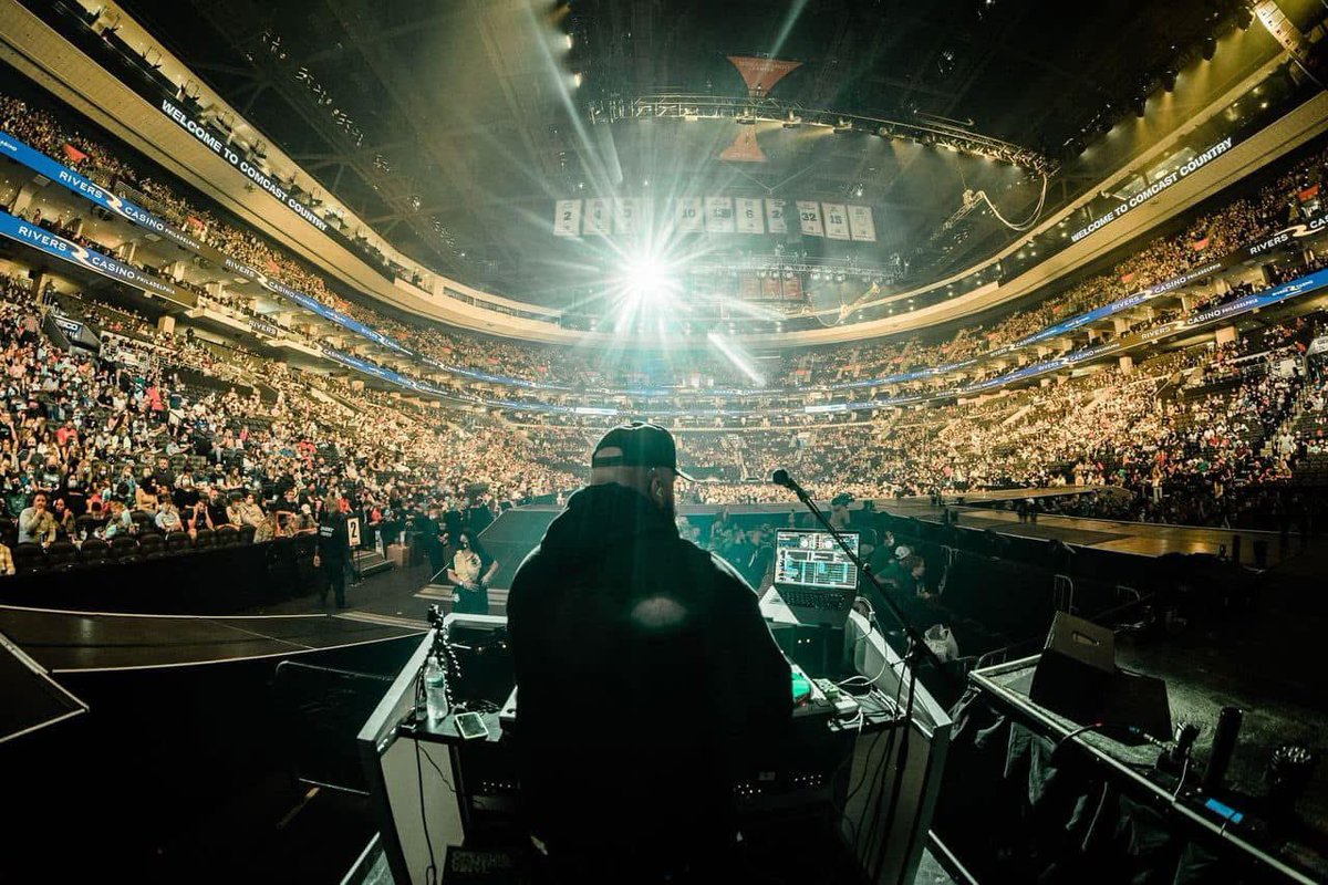 “The Source” tweet media