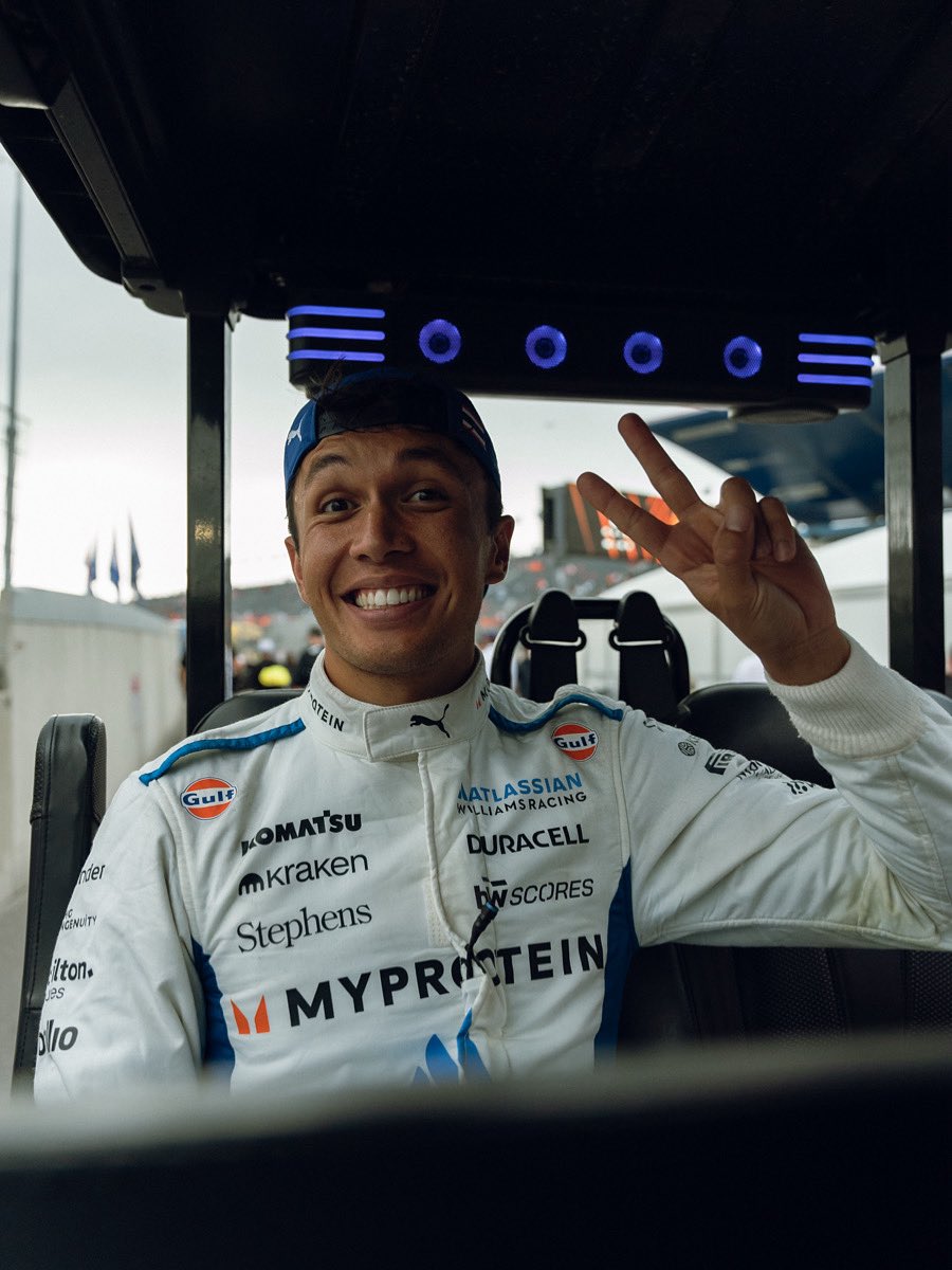 Alex Albon (@alex_albon) on Twitter photo P15 to P5, WHAT a turn around!! Proud of that one <a href="/WilliamsRacing/">Atlassian Williams Racing</a> 💪 Big congrats to <a href="/Isack_Hadjar/">Isack Hadjar</a> P15 to P5, WHAT a turn around!! Proud of that one <a href="/WilliamsRacing/">Atlassian Williams Racing</a> 💪 Big congrats to <a href="/Isack_Hadjar/">Isack Hadjar</a>