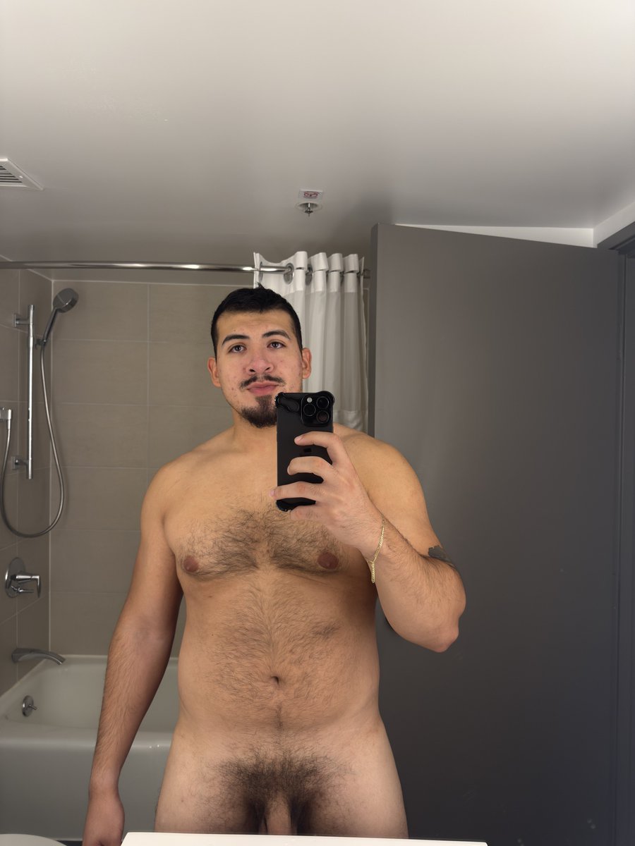 Aarón (@omahabeefcake) on Twitter photo 