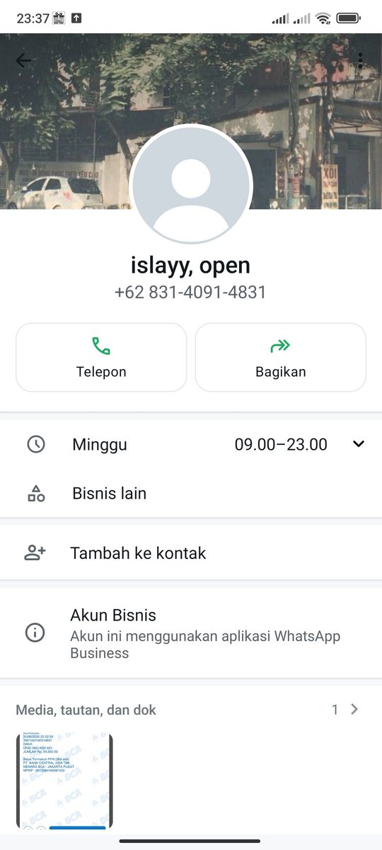 kxnjutz's tweet photo. GUYS PLS RT, SCAMMER TOP UP ROBUX,beli robux vilog murah katanya lg turun harga lgsg gue tf aja ternyata di tipu sial, ini nama x nya islay gt ga sempet ss tp ini no nya gys https://t.co/uquelIqaEt