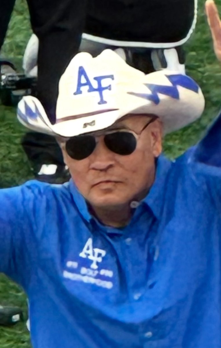 NoContextAF's tweet image. 