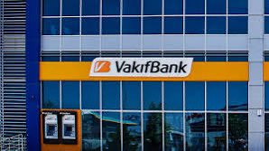 215 bin Adalet Bakanlığı personelinin emeği, alın teri ucuz değildir!
Vakıfbank’ın teklifi kabul edilemez.
📌 Personelimizin hak ettiği promosyon en az 300 Bin TL’dir.
📌 Adaletin terazisi, alın terinden yanadır.
Üstelik Vakıfbank, geçmişte:
🔻 Kamu kaynaklarıyla milyonluk