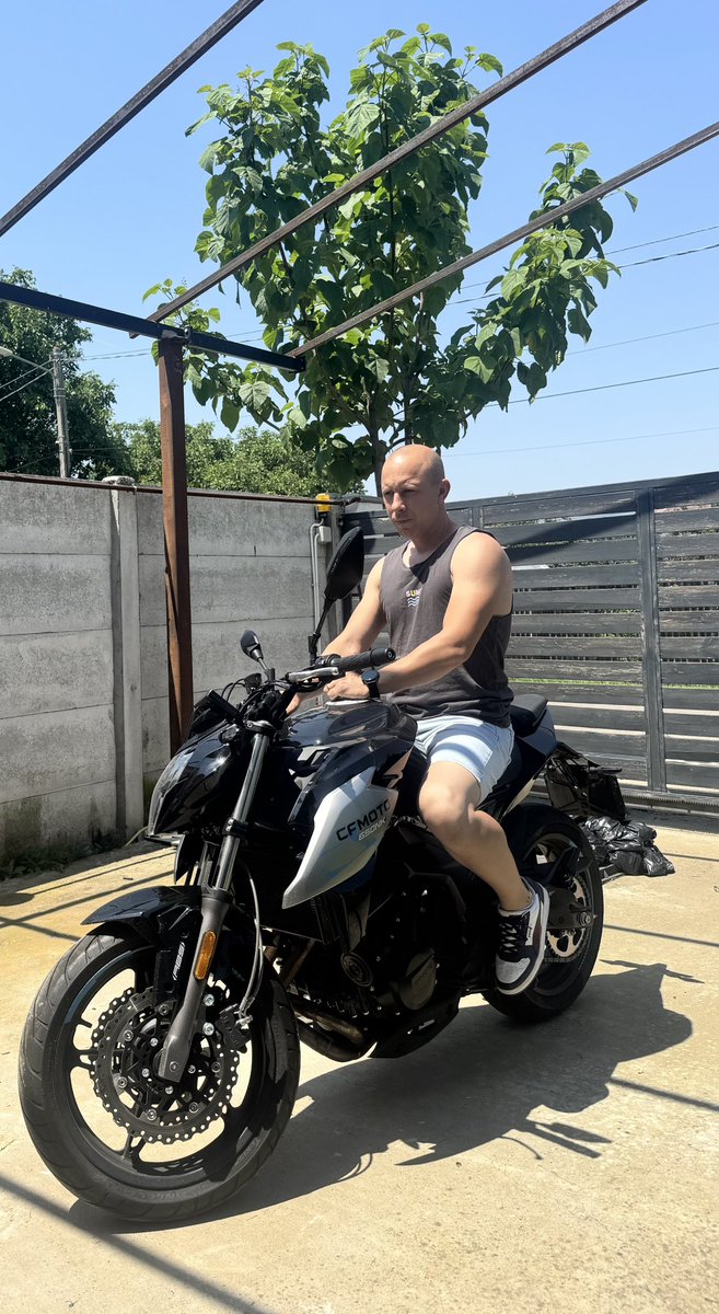 master_ragner's tweet image. Owner of your wallet
#cashmaster #findom