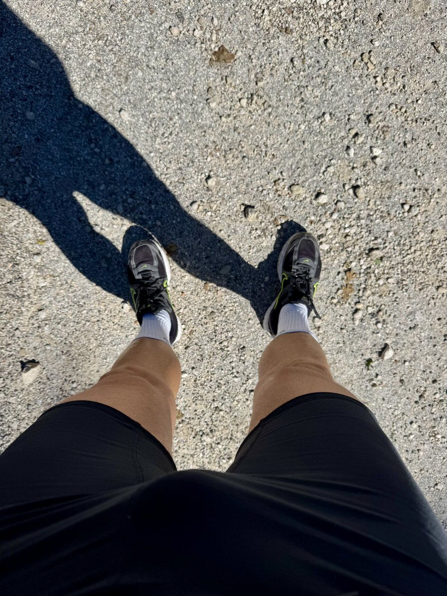 celhoceruleo's tweet image. Going #commando #freeballing.