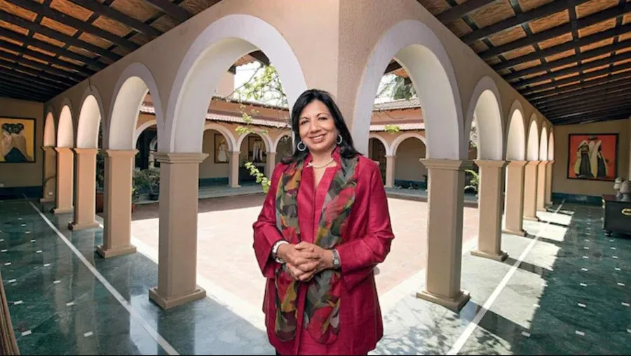 bangalore's tweet image. Richest People in Bangalore and Their Homes

Bangalore has many billionaires who built big companies. Their houses show different choices - some like calm spaces, some prefer luxury towers. Here are the top richest and where they live.

magicbricks.com/photostory/ric…