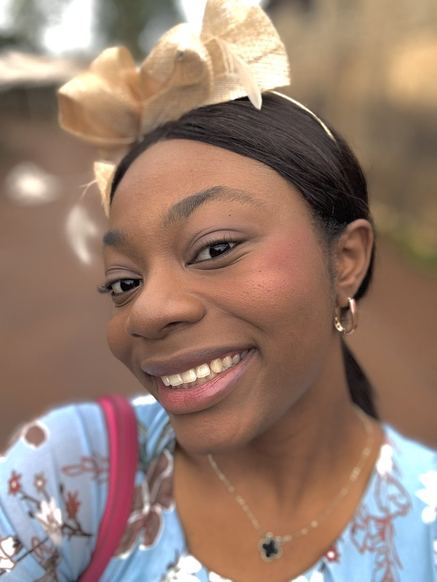 I’m putting this out here and this also marks a new beginning!☺️💥

No more hiding. It’s time for the palace!🚀
I’m getting better at this make up thing o☺️😂

#newbeginning #explore #ihavemenlikeangels