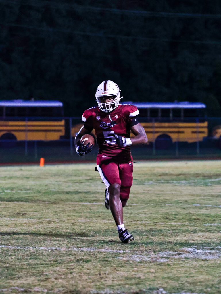 Ronde Baker (@ronde_baker1) on Twitter photo -Week 1🧑🏾🍳
16 Carries/189 yards
5td’s
hudl.com/v/2SXqMp
<a href="/CoachBenson12/">Antonio Benson</a> <a href="/coachcarter52/">Coach J. Carter</a> <a href="/shayhodge3/">Shay Hodge™</a> <a href="/coachthig2/">Kris Thigpen</a> <a href="/MacCorleone74/">Rion (Ree-un) Young</a> <a href="/ChadSimmons_/">ChadSimmons</a> <a href="/coachbrenson85/">Coach Brenson</a> <a href="/BenMoore247/">Ben Moore</a> -Week 1🧑🏾🍳
16 Carries/189 yards
5td’s
hudl.com/v/2SXqMp
<a href="/CoachBenson12/">Antonio Benson</a> <a href="/coachcarter52/">Coach J. Carter</a> <a href="/shayhodge3/">Shay Hodge™</a> <a href="/coachthig2/">Kris Thigpen</a> <a href="/MacCorleone74/">Rion (Ree-un) Young</a> <a href="/ChadSimmons_/">ChadSimmons</a> <a href="/coachbrenson85/">Coach Brenson</a> <a href="/BenMoore247/">Ben Moore</a>
