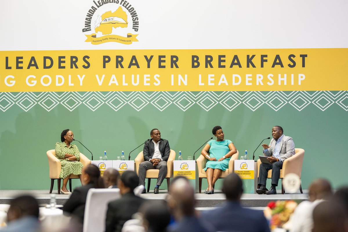 “Hari ubwo tutumva uburemere bw’icyemezo cyo kubana n’undi. Isezerano ryo kubana ni ugutura Imana umwe wese uko yabyirutse, imico yigishijwe, n’amahame amugenga, ukemera kwiha mugenzi wawe, mukaba umwe. Ababaye umwe rero ntibahemukirana. Bisaba kwigomwa no kwirenga kugira ngo