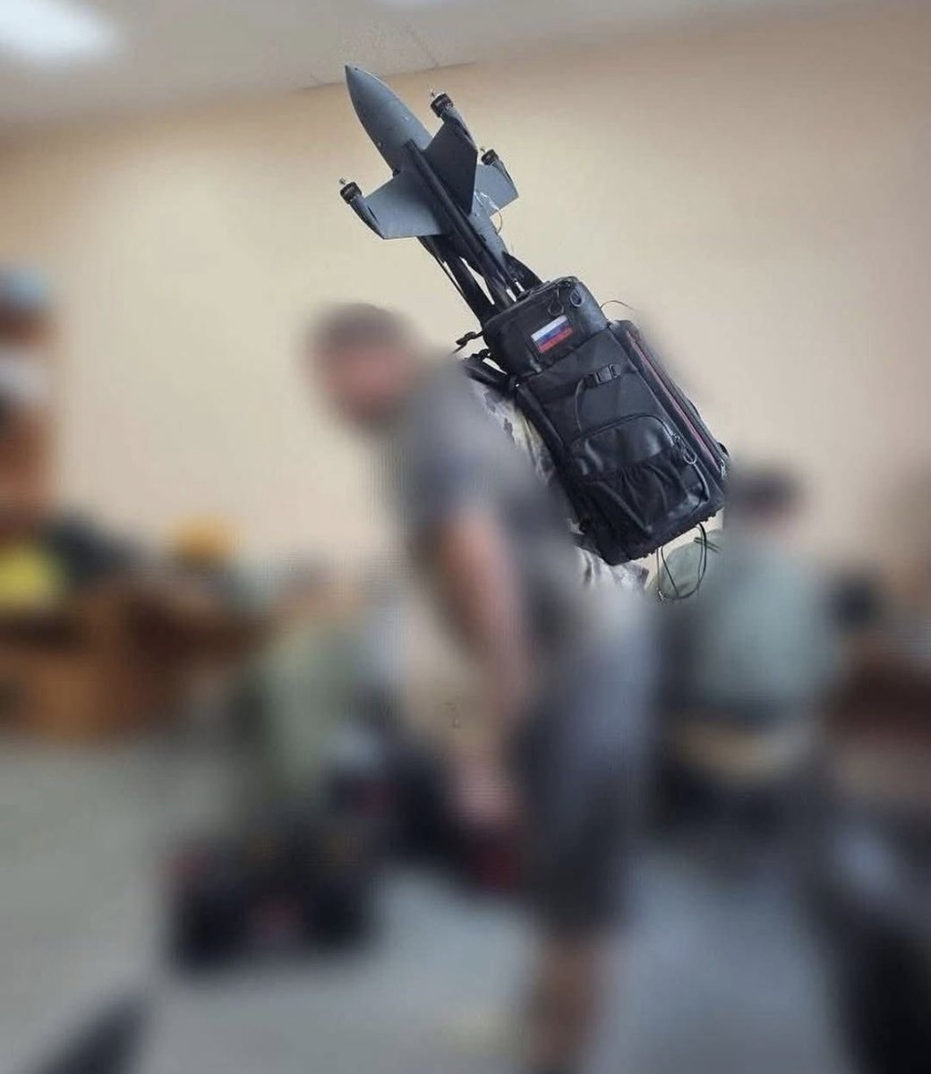 It’s giving Bobba Fett’s Z6 -and I need jet pack development to accelerate immediately.