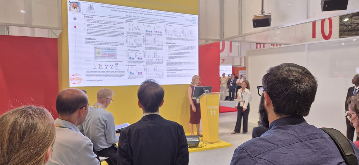 Chillslincoln79's tweet photo. Congratulations to our PhD student @joannaward who delivered two amazing oral presentations today at her first international conference  #ESCCongress2025 🥳🥳😍😍. Beyond proud supervisors 👏👏 #eicosapentaenoicacid #sglt2i #cardiovasculardisease #macrophages #inflammation https://t.co/HosF5T4sCb