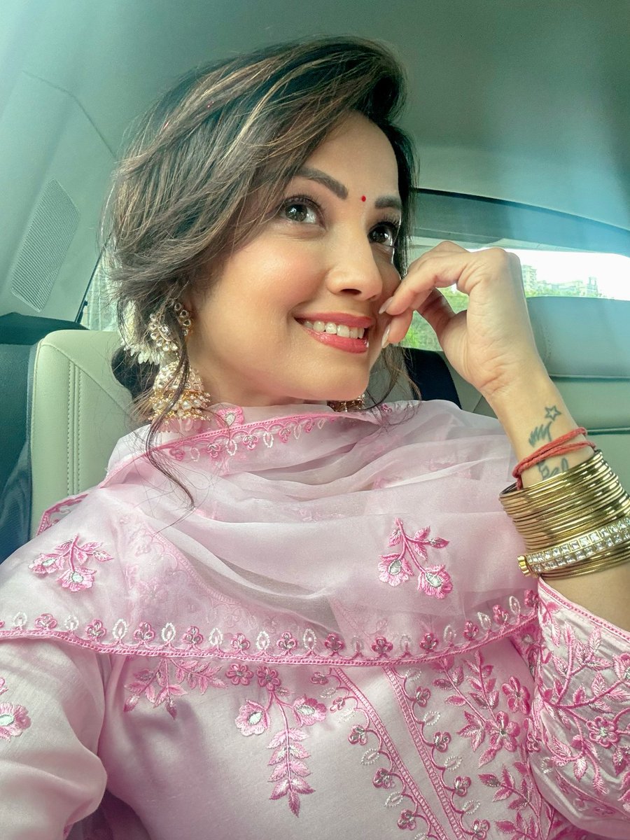 adaa khan tweet media