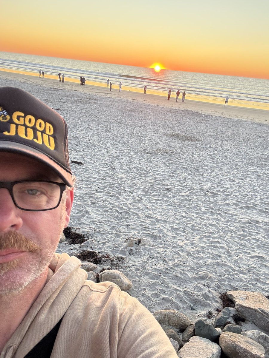 YoEric65's tweet image. Ogunquit sunrise!