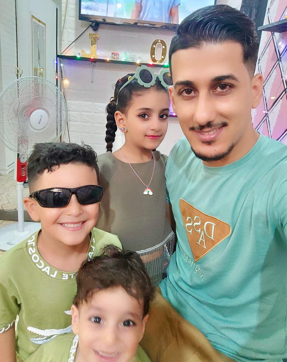 Everyone in the picture was killed by Israel yesterday.

Israel killed the young Omar Haroun, his wife Linda, and their children Abeer, Hamza, and Youssef when it dropped a missile on their home in Gaza.