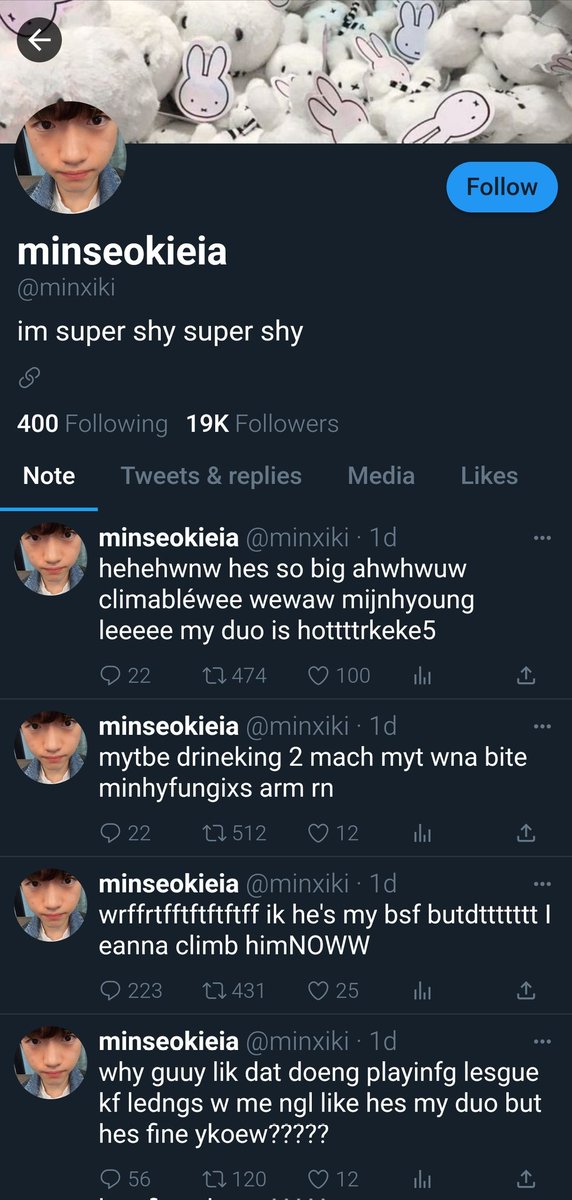 mikqsau's tweet photo. eng / short #guke uni socmed au where keria goes out drinking with friends and drunkenly thirst-tweets abt guma on main instead of his priv 😋🤨☹️🐶
 
(don't mind timestamps!!) https://t.co/s0fHSvEd8l