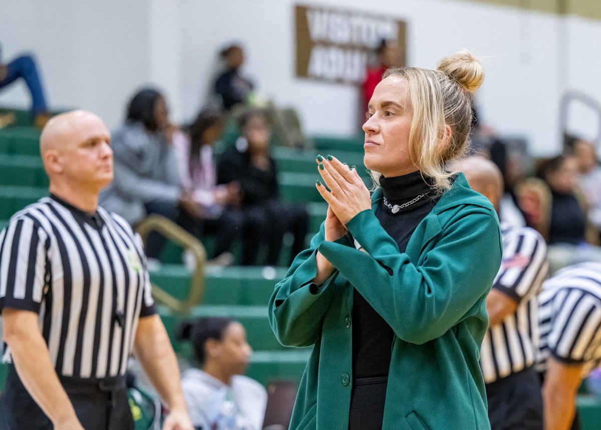 Ye☘️r 1️⃣8️⃣ @ 🏠 
Stay tuned for the fam #GoOff #STVMGBK #GoIrish #basketball