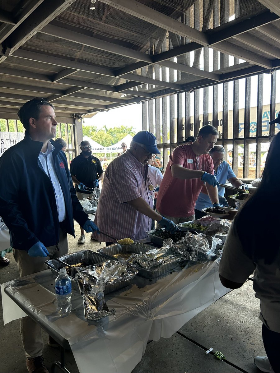 What a beautiful day at the <a href="/va_labor/">NoVALabor</a> picnic today! Great to spend time with so many fellow union brothers and sisters.